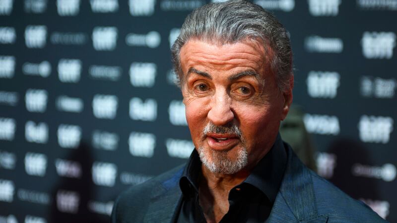 Sylvester Stallone llega al estreno de otra película, 'Sly', en el Roy Thomson Hall durante el...